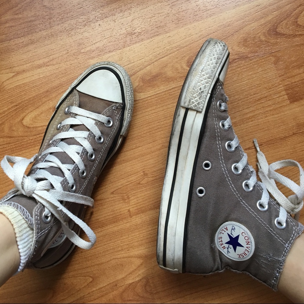 Used gray hi top converse